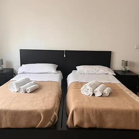Udine Charme 5-6 Posti Letto דירה