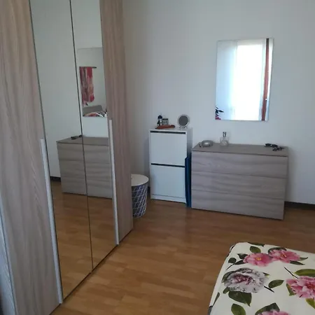 Udine Charme 5-6 Posti Letto Apartament *
